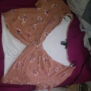 Flower crop top very cute